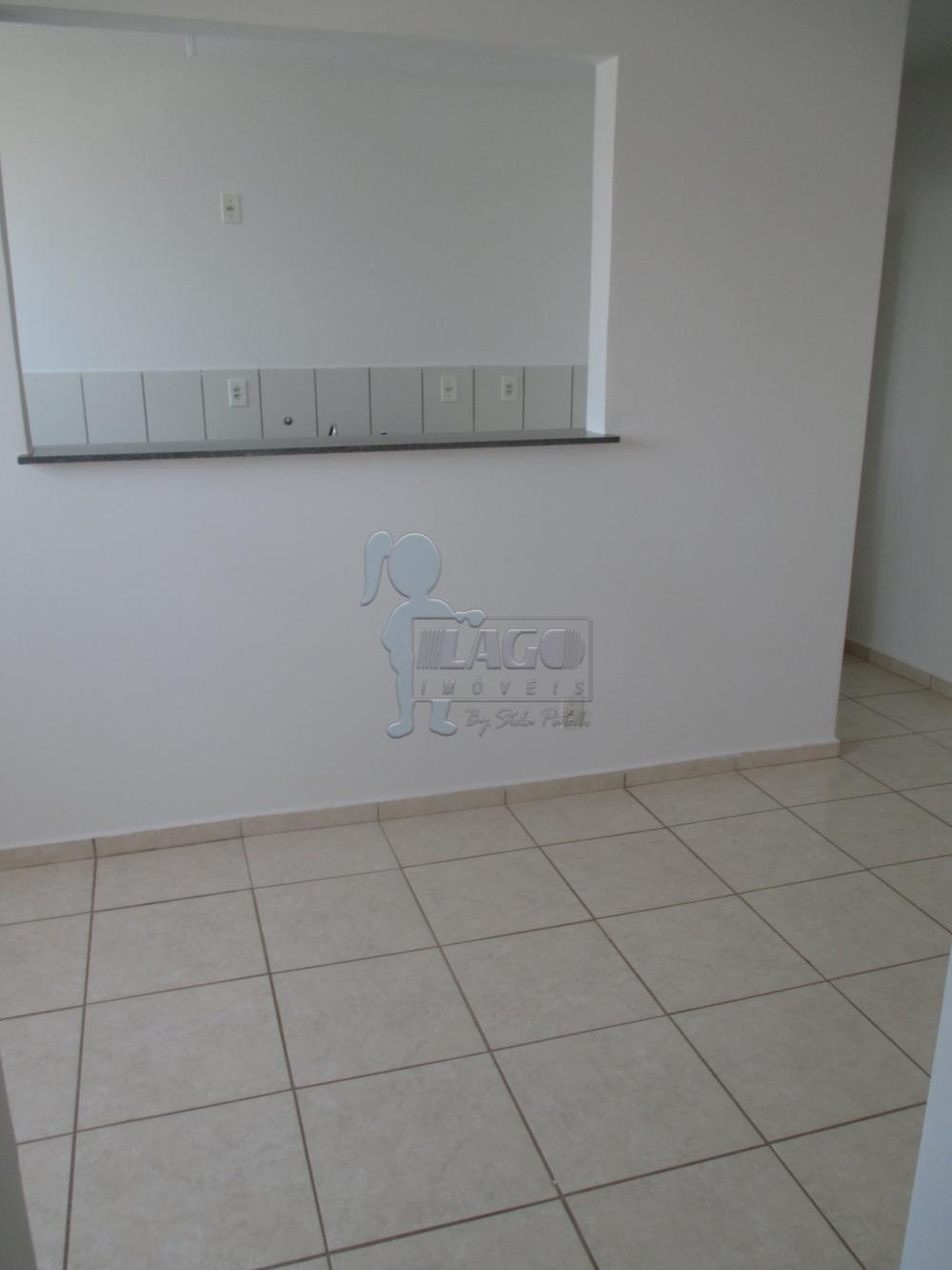 Alugar Apartamentos / Padrão em Ribeirão Preto R$ 700,00 - Foto 2