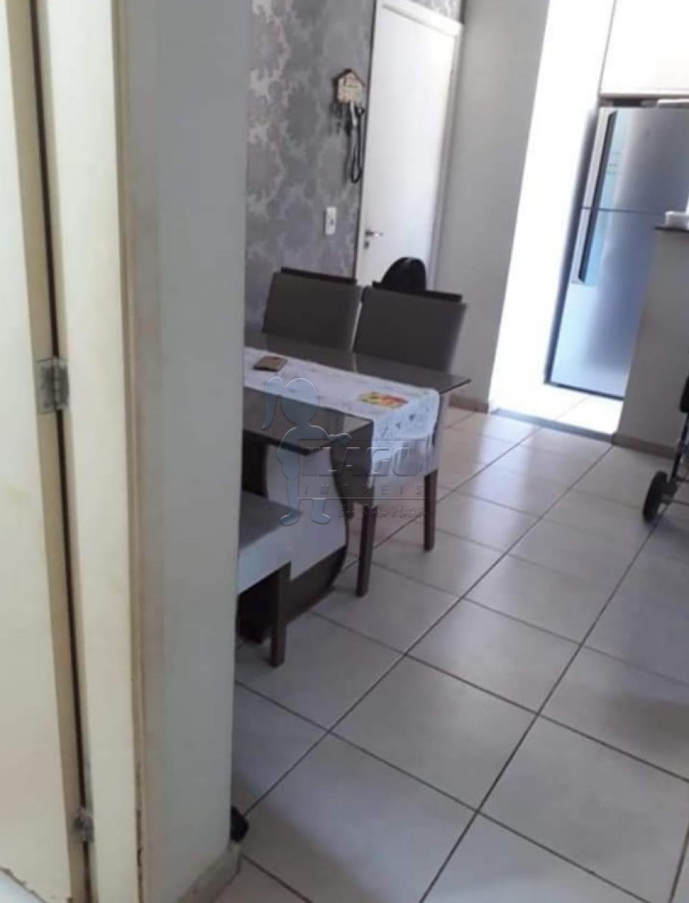 Alugar Apartamentos / Padrão em Ribeirão Preto R$ 900,00 - Foto 3