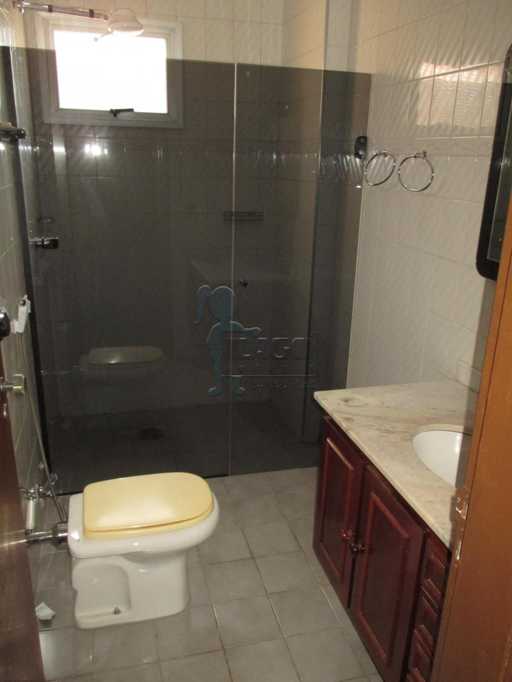 Alugar Apartamentos / Padrão em Ribeirão Preto R$ 800,00 - Foto 4