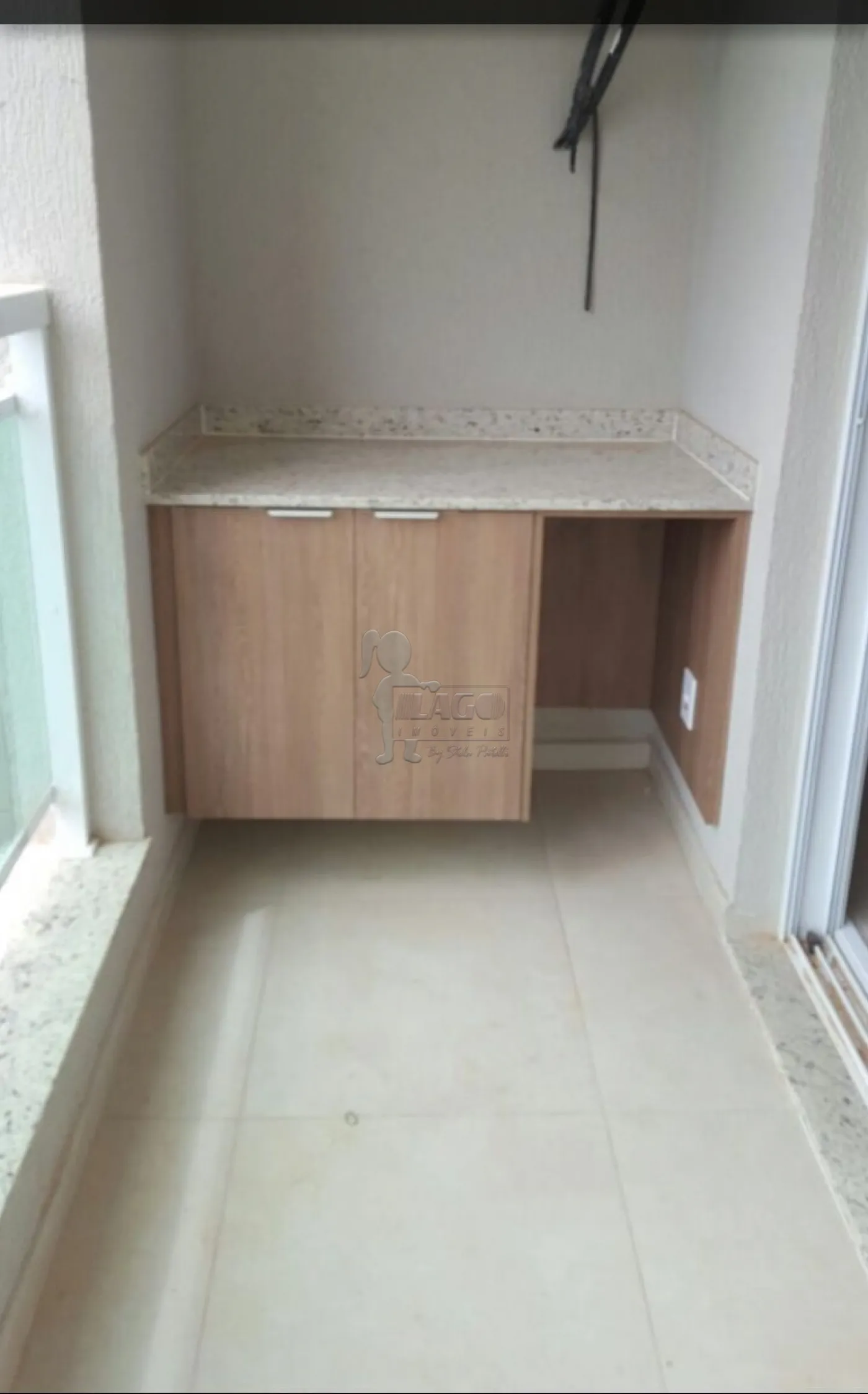 Alugar Apartamentos / Padrão em Ribeirão Preto R$ 1.800,00 - Foto 2