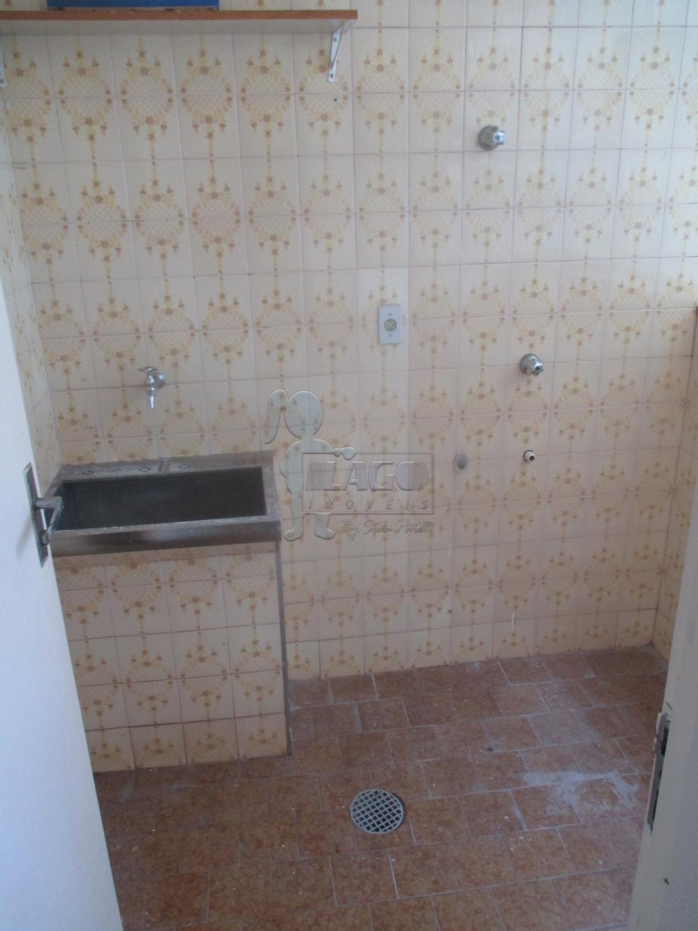 Alugar Apartamentos / Padrão em Ribeirão Preto R$ 850,00 - Foto 4