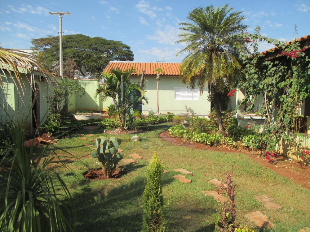 Alugar Casas / Padrão em Ribeirão Preto R$ 3.500,00 - Foto 1