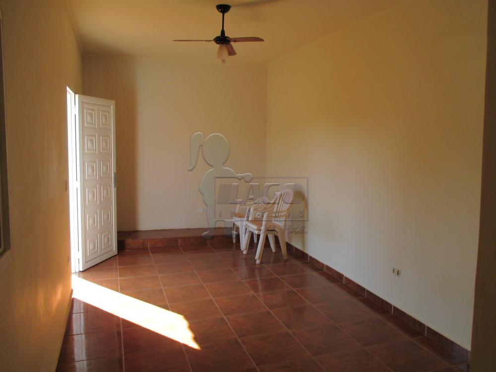 Alugar Casas / Padrão em Ribeirão Preto R$ 3.500,00 - Foto 4