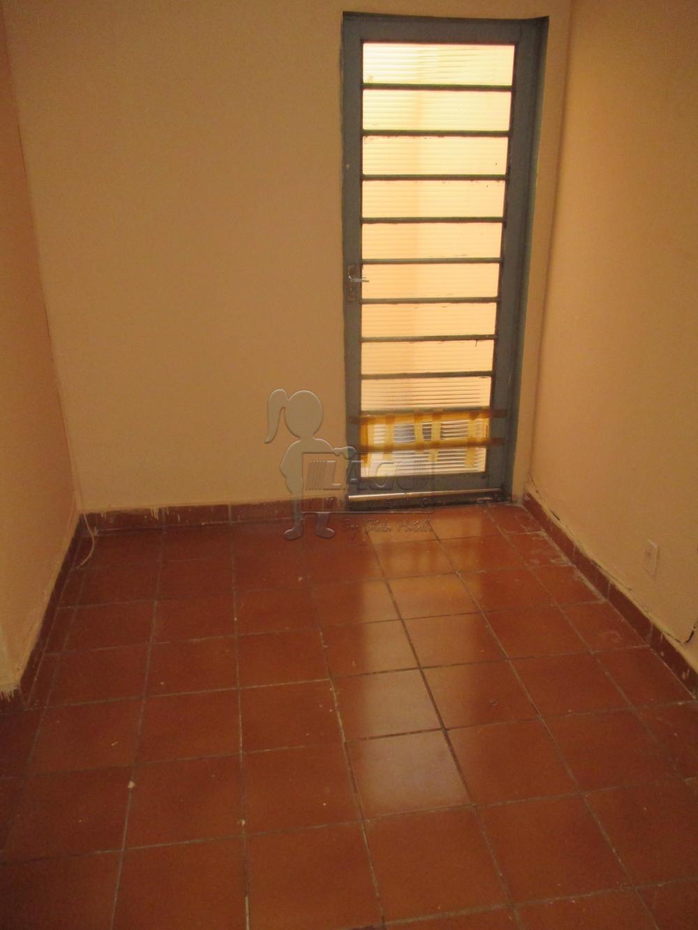 Comprar Casas / Padrão em Ribeirão Preto R$ 290.000,00 - Foto 4