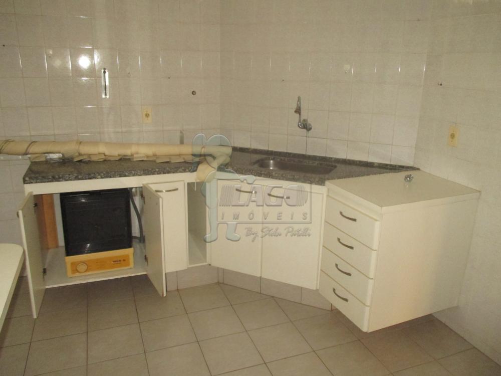 Alugar Apartamentos / Padrão em Ribeirão Preto R$ 1.400,00 - Foto 5