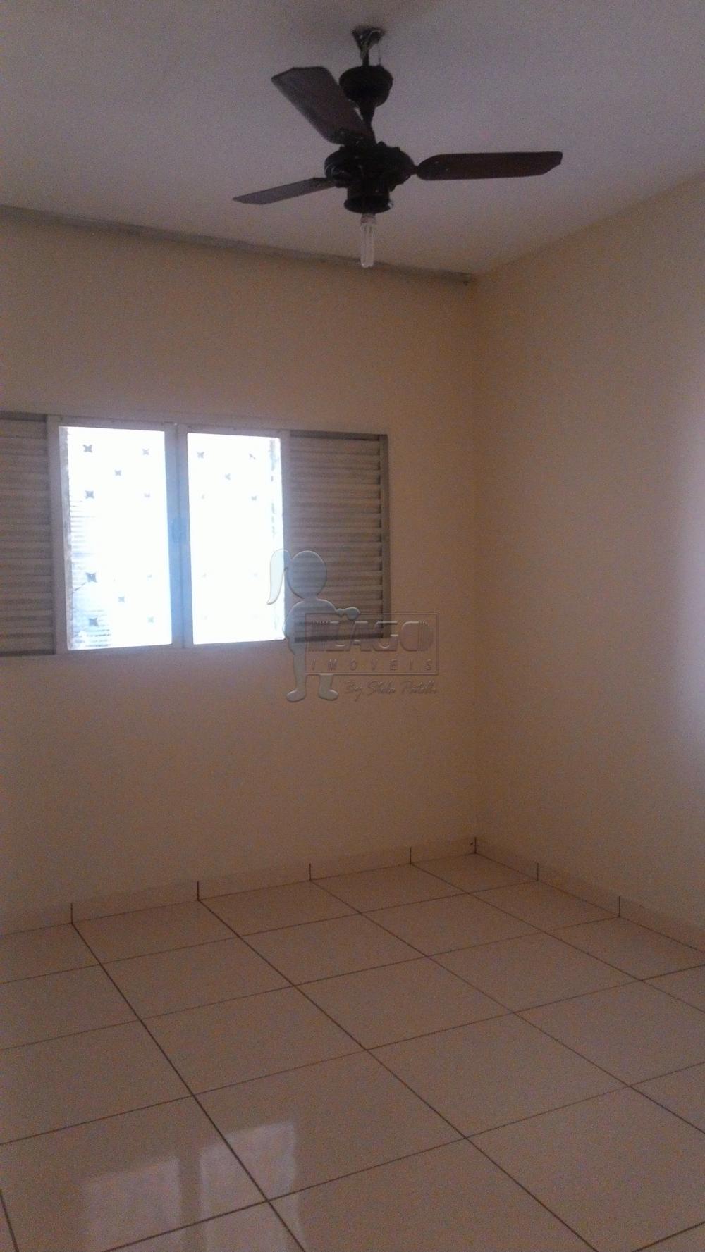 Alugar Casas / Padrão em Ribeirão Preto R$ 1.200,00 - Foto 11