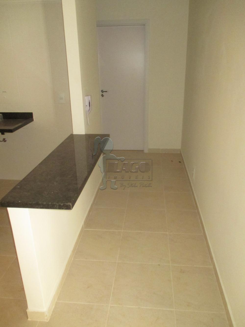 Alugar Apartamentos / Padrão em Ribeirão Preto R$ 800,00 - Foto 3