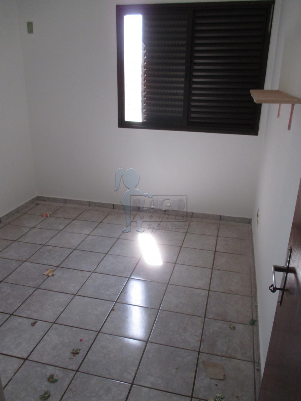 Alugar Apartamentos / Padrão em Ribeirão Preto R$ 800,00 - Foto 3