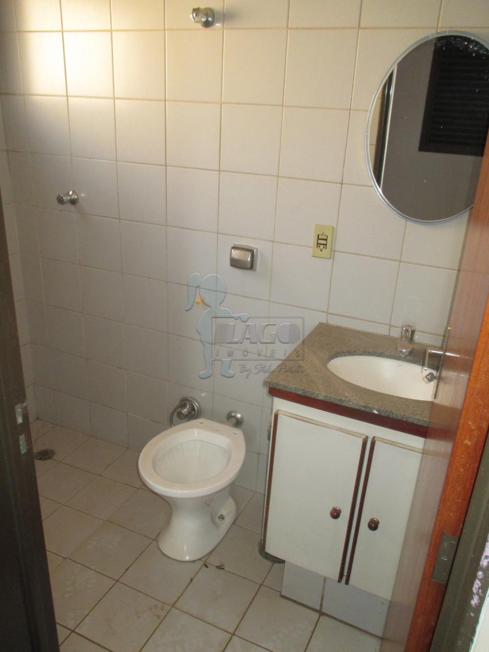 Alugar Apartamentos / Padrão em Ribeirão Preto R$ 800,00 - Foto 5