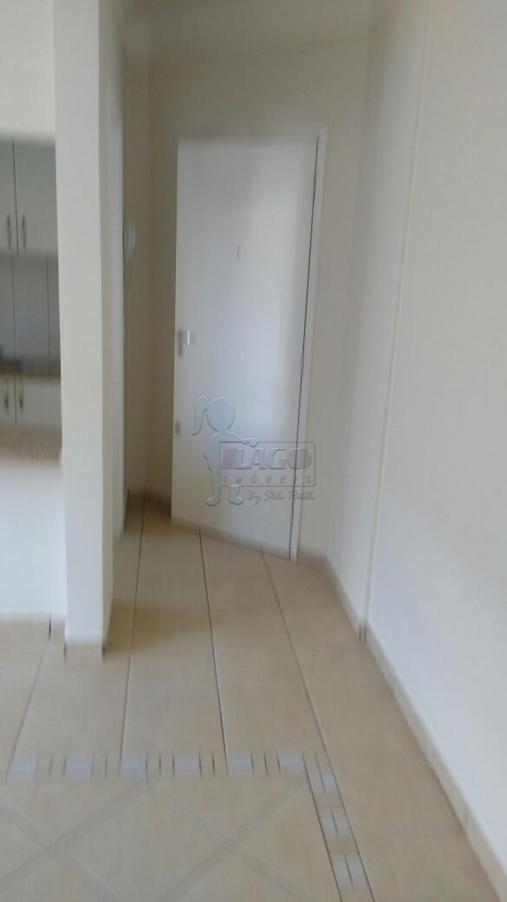 Alugar Apartamentos / Padrão em Ribeirão Preto R$ 850,00 - Foto 13