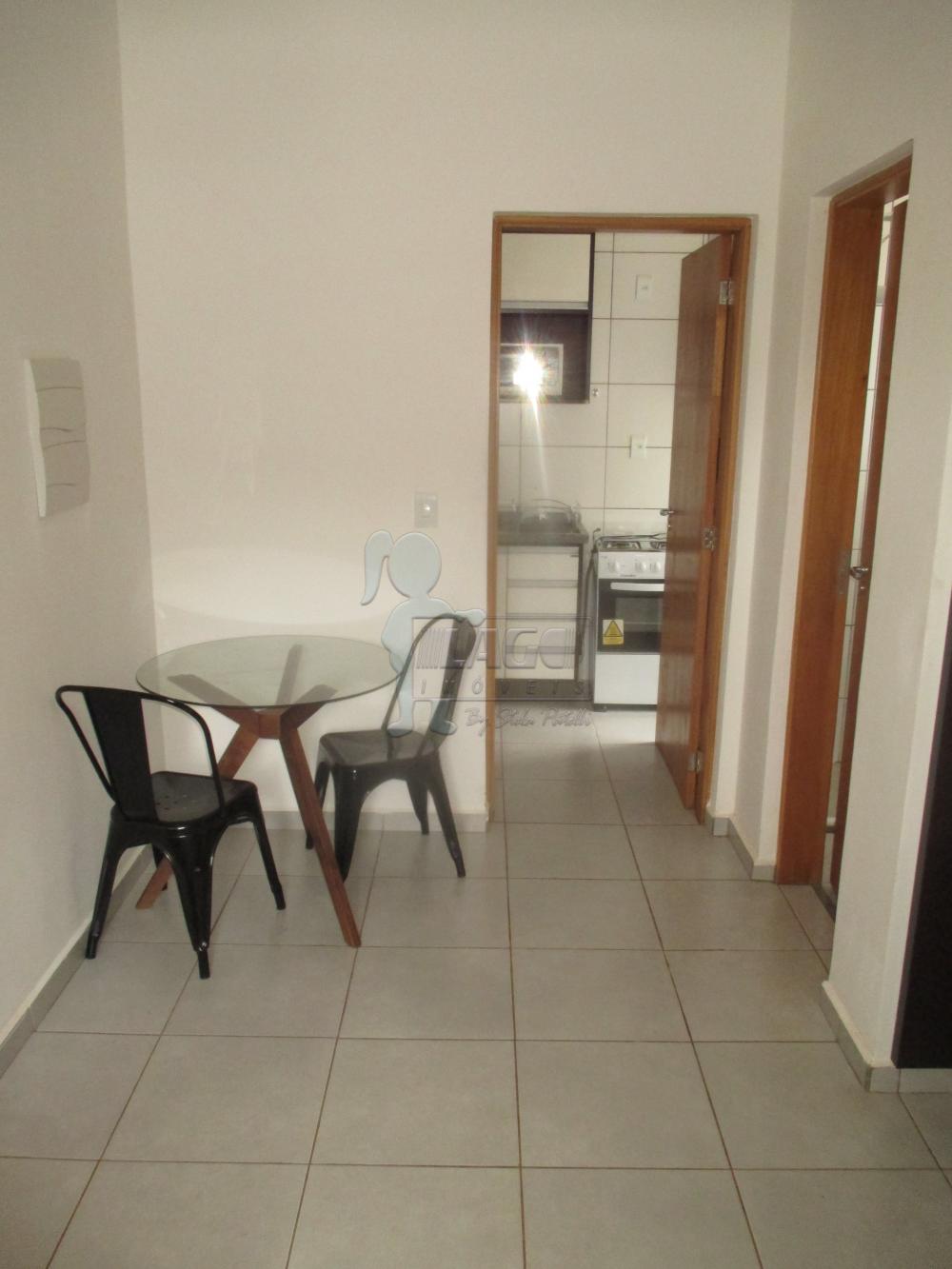 Alugar Apartamentos / Padrão em Ribeirão Preto R$ 850,00 - Foto 2