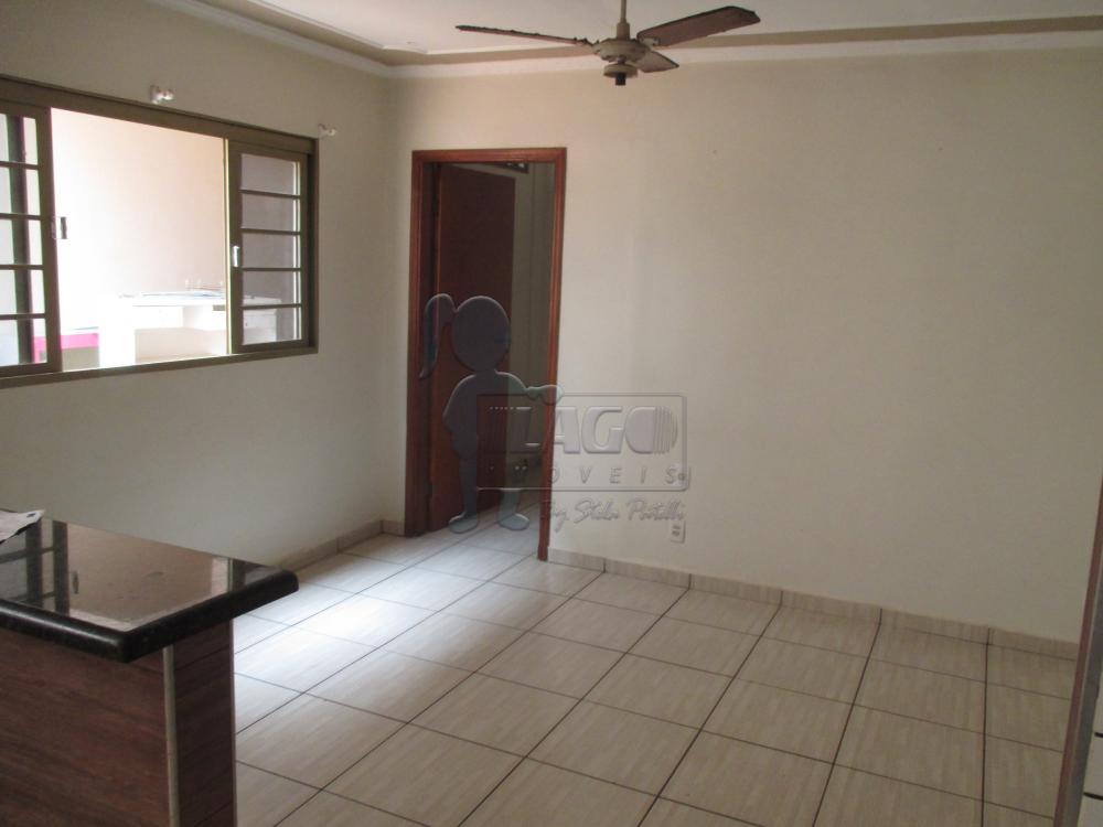 Alugar Casas / Padrão em Ribeirão Preto R$ 2.800,00 - Foto 8