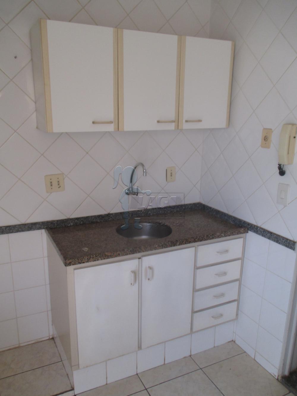 Alugar Apartamentos / Padrão em Ribeirão Preto R$ 1.000,00 - Foto 11