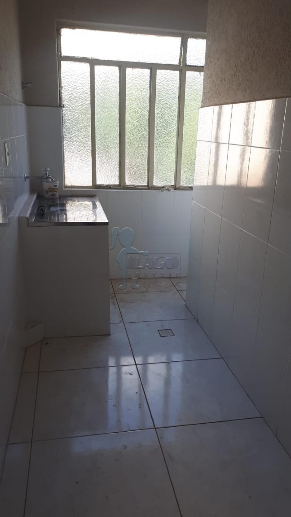 Alugar Apartamentos / Padrão em Ribeirão Preto R$ 600,00 - Foto 3