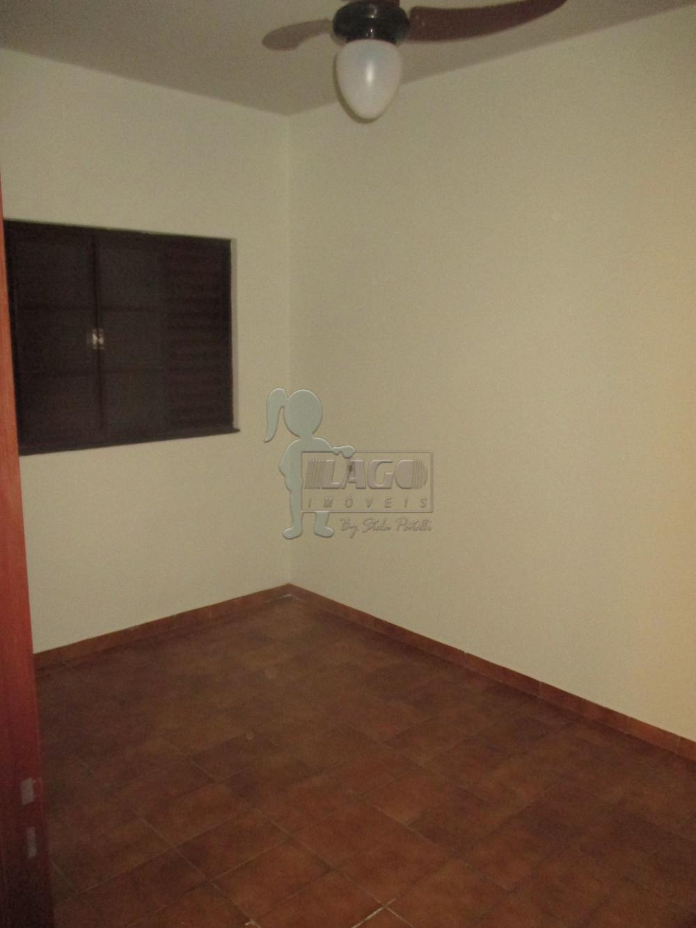 Alugar Apartamentos / Padrão em Ribeirão Preto R$ 800,00 - Foto 4