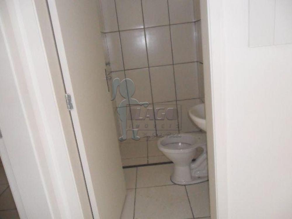 Alugar Apartamentos / Padrão em Ribeirão Preto R$ 700,00 - Foto 5