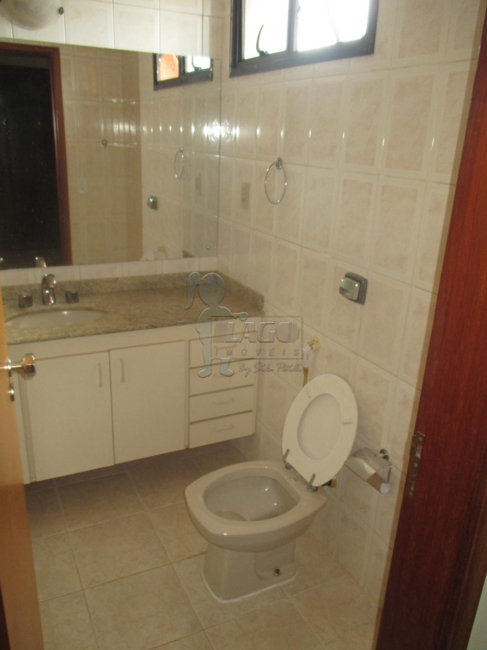 Alugar Apartamentos / Padrão em Ribeirão Preto R$ 1.800,00 - Foto 17