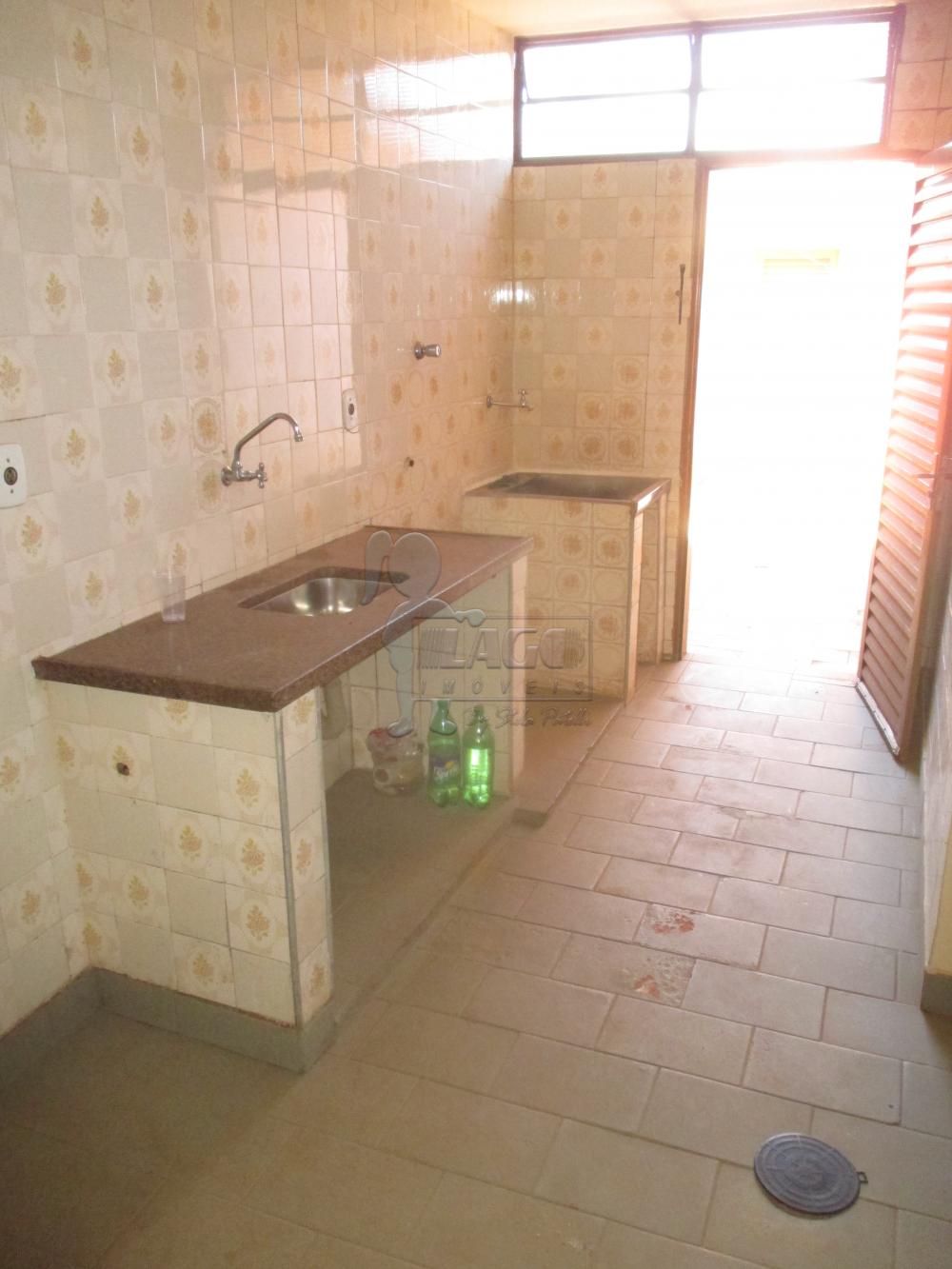 Alugar Casas / Padrão em Ribeirão Preto R$ 1.500,00 - Foto 14