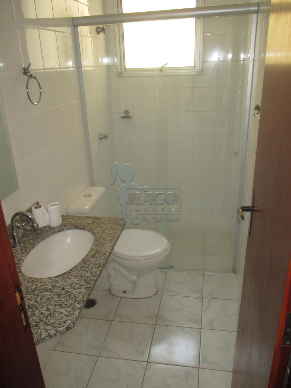 Alugar Apartamentos / Padrão em Ribeirão Preto R$ 750,00 - Foto 3