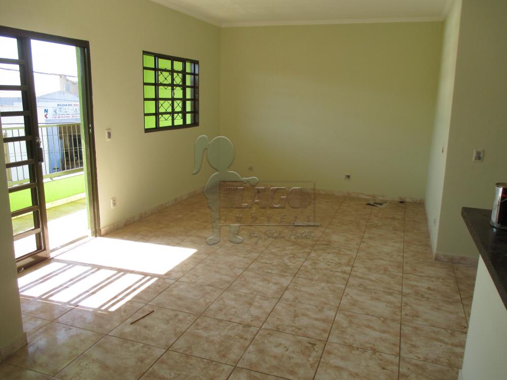 Alugar Apartamentos / Padrão em Ribeirão Preto R$ 800,00 - Foto 3