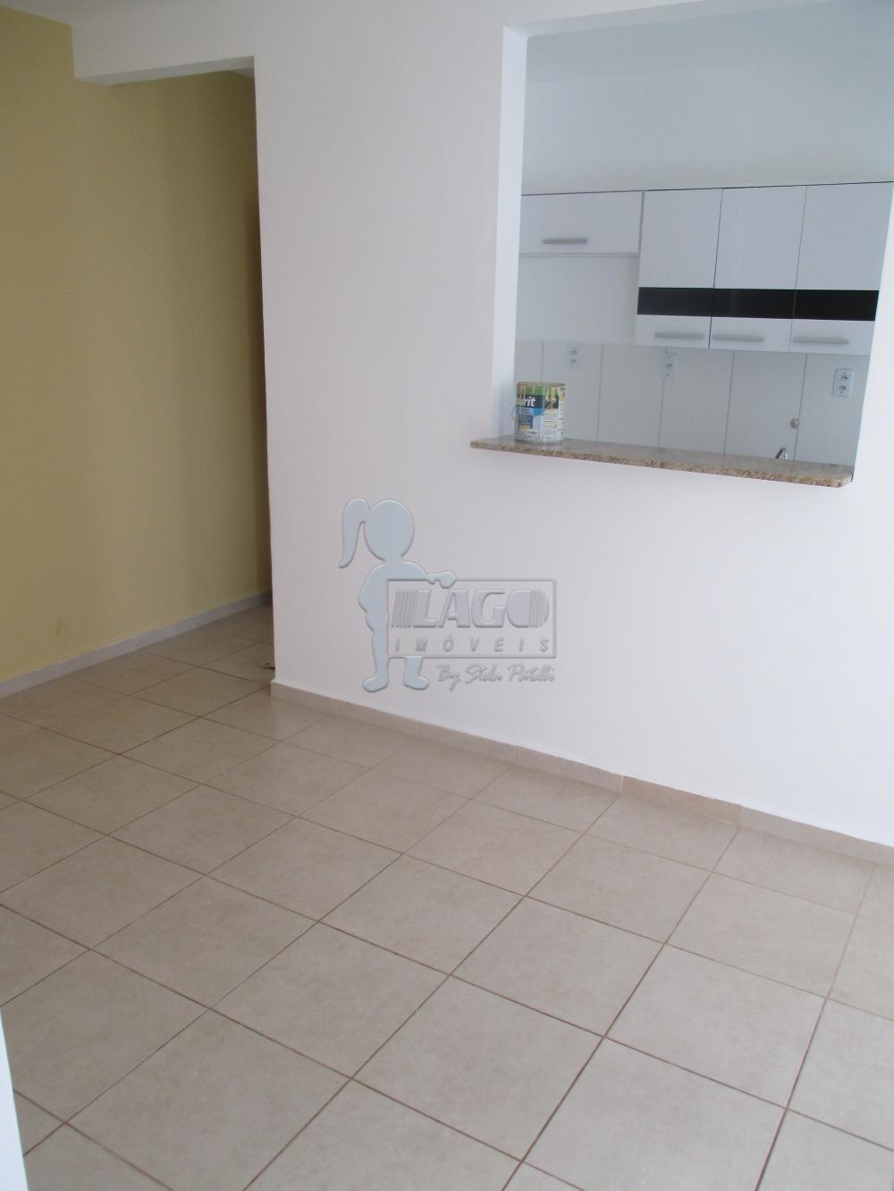 Alugar Apartamentos / Padrão em Ribeirão Preto R$ 680,00 - Foto 1