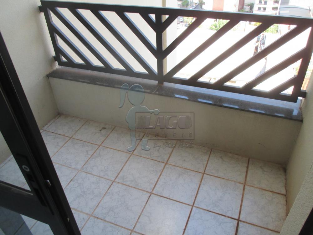 Alugar Apartamentos / Padrão em Ribeirão Preto R$ 1.200,00 - Foto 3