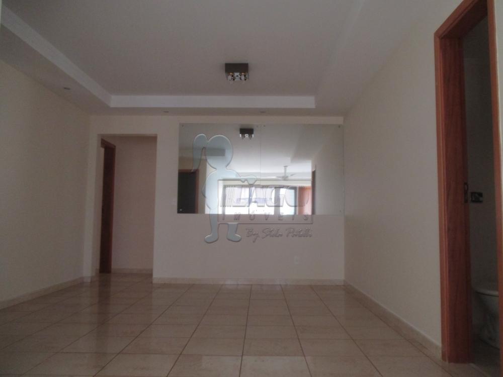 Alugar Apartamentos / Padrão em Ribeirão Preto R$ 1.800,00 - Foto 2