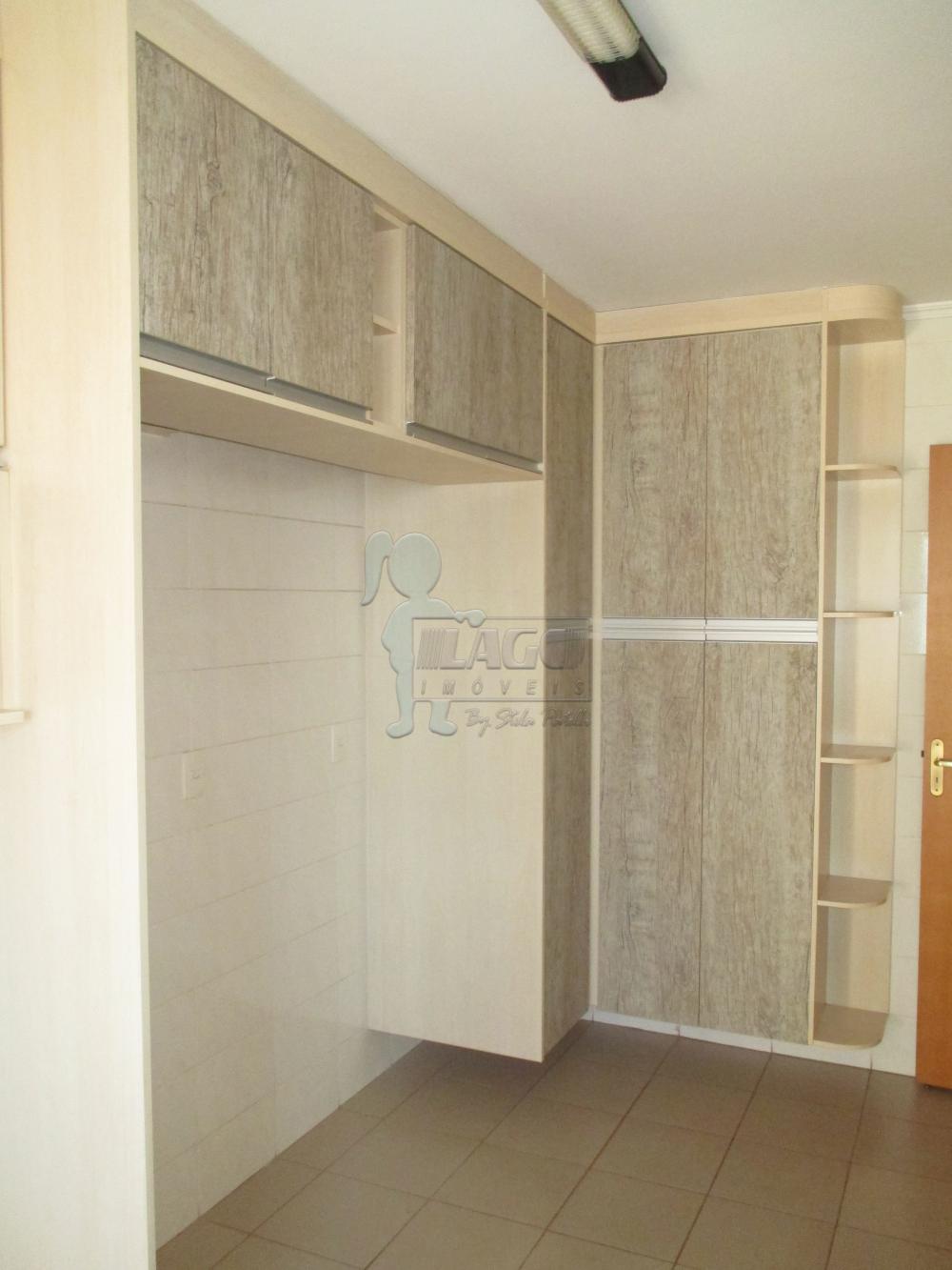 Alugar Apartamentos / Padrão em Ribeirão Preto R$ 1.800,00 - Foto 18