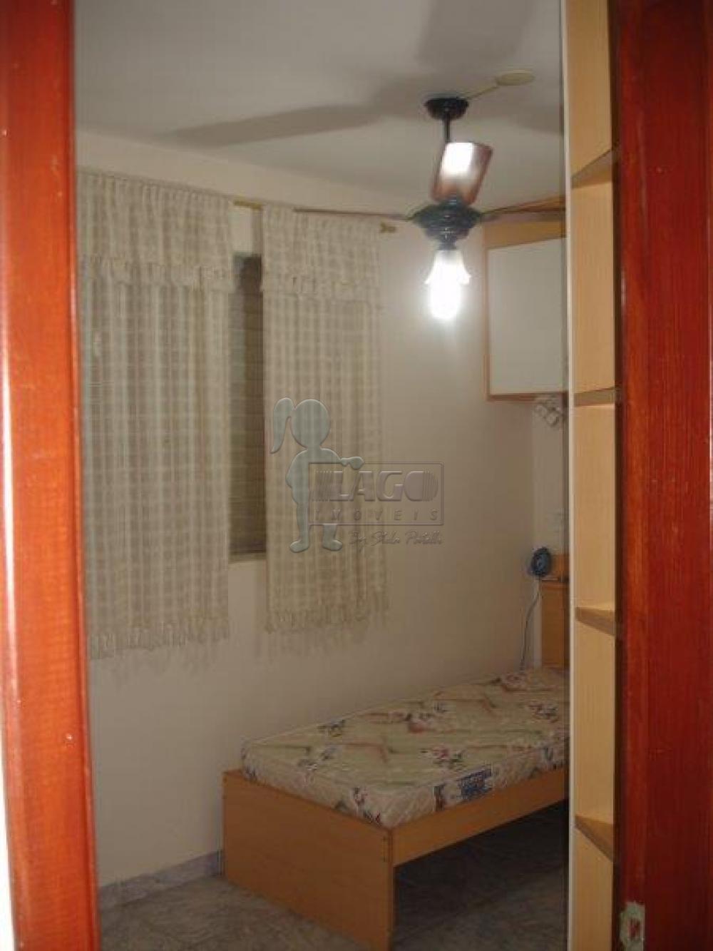 Alugar Apartamentos / Padrão em Ribeirão Preto R$ 1.000,00 - Foto 2