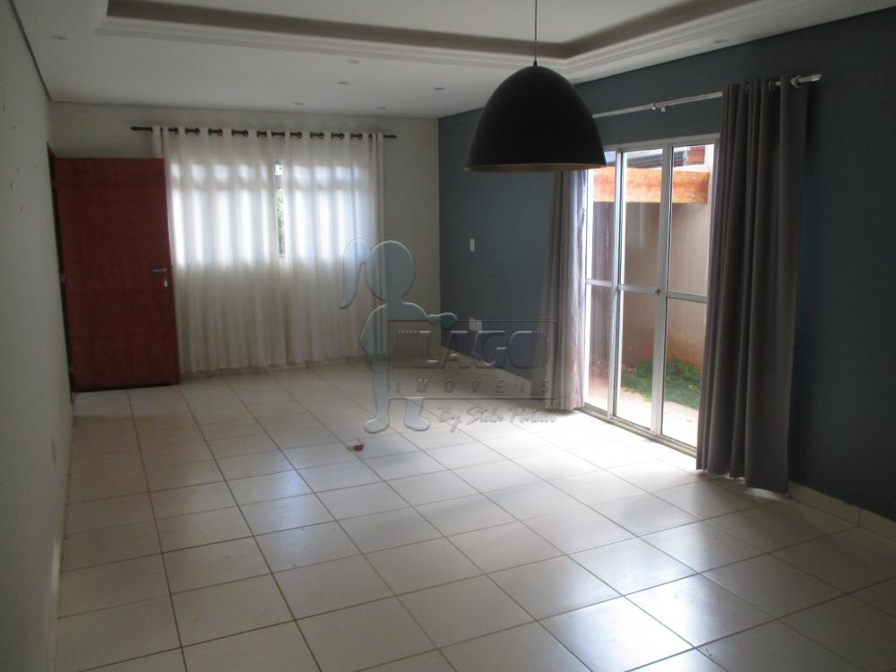 Alugar Casas / Condomínio em Bonfim Paulista R$ 1.800,00 - Foto 1