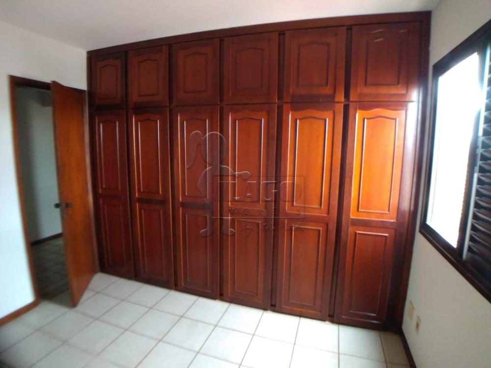 Alugar Apartamentos / Padrão em Ribeirão Preto R$ 1.600,00 - Foto 5