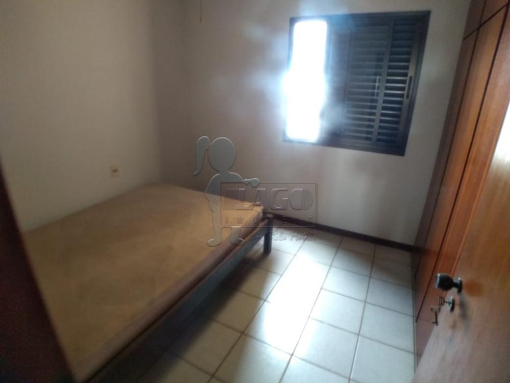 Alugar Apartamentos / Padrão em Ribeirão Preto R$ 1.600,00 - Foto 15