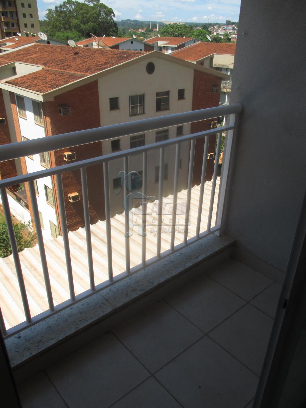 Alugar Apartamentos / Padrão em Ribeirão Preto R$ 1.400,00 - Foto 3