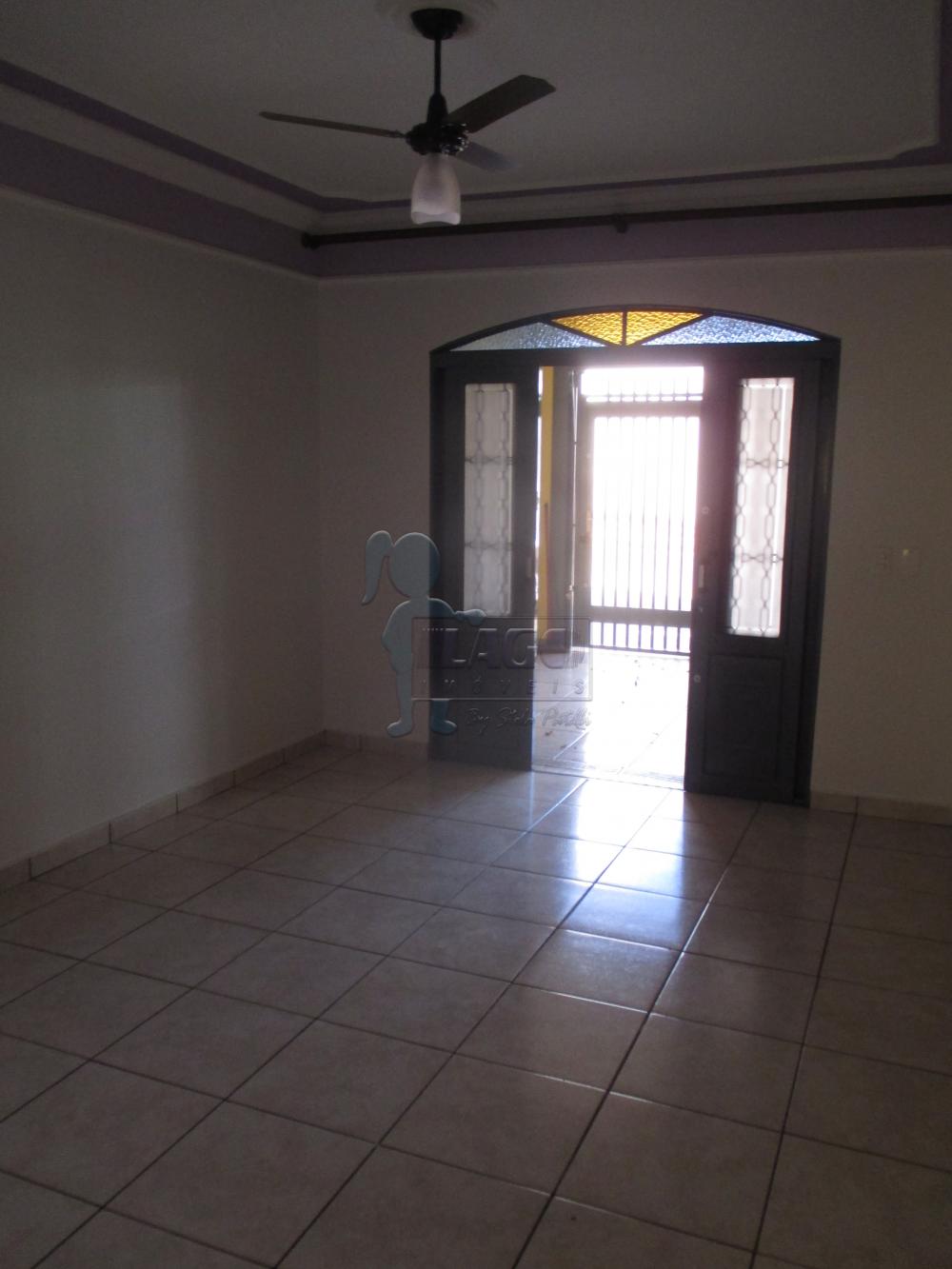 Alugar Casas / Padrão em Ribeirão Preto R$ 900,00 - Foto 5