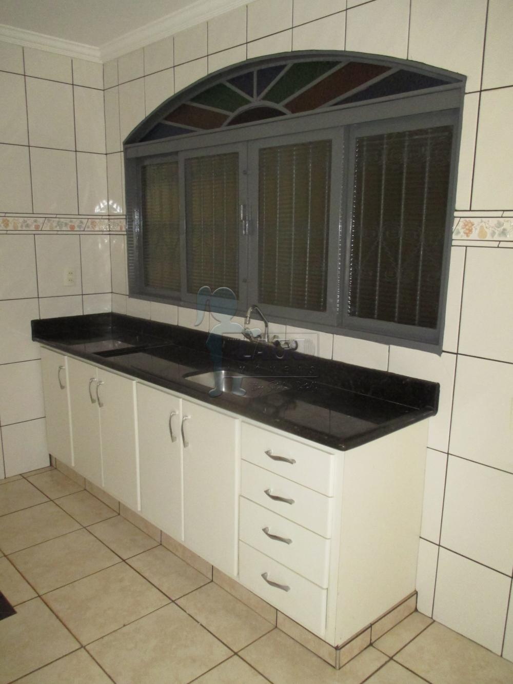 Alugar Casas / Padrão em Ribeirão Preto R$ 900,00 - Foto 11