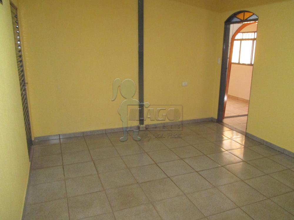 Alugar Casas / Padrão em Ribeirão Preto R$ 900,00 - Foto 17