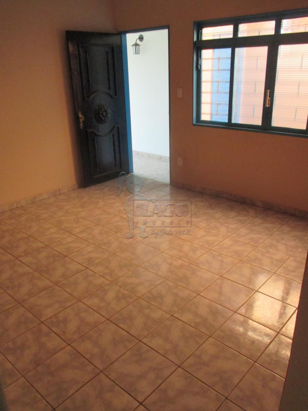 Alugar Casas / Padrão em Ribeirão Preto R$ 1.200,00 - Foto 4