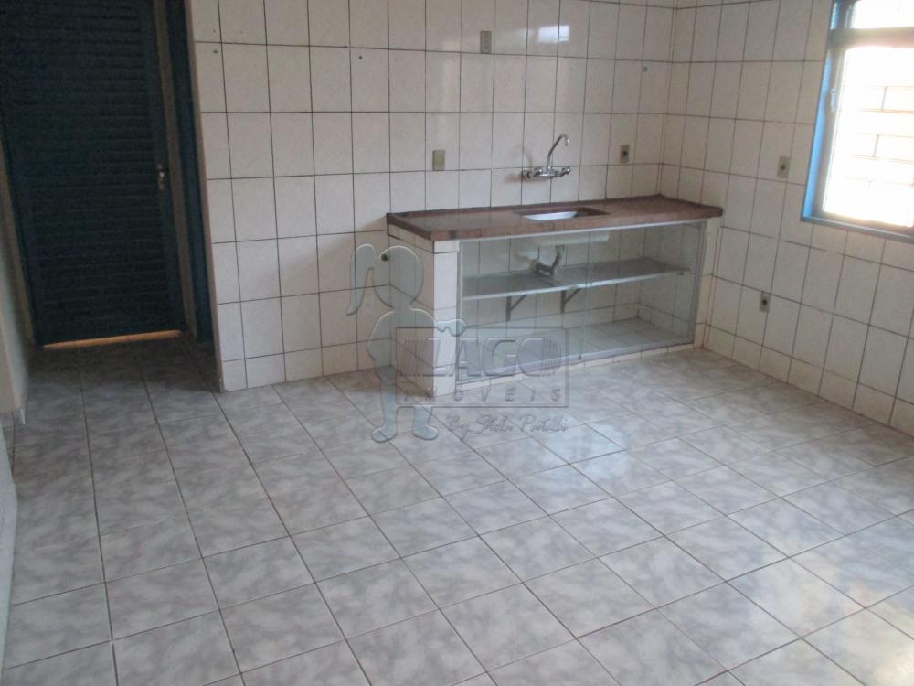 Alugar Casas / Padrão em Ribeirão Preto R$ 1.200,00 - Foto 14