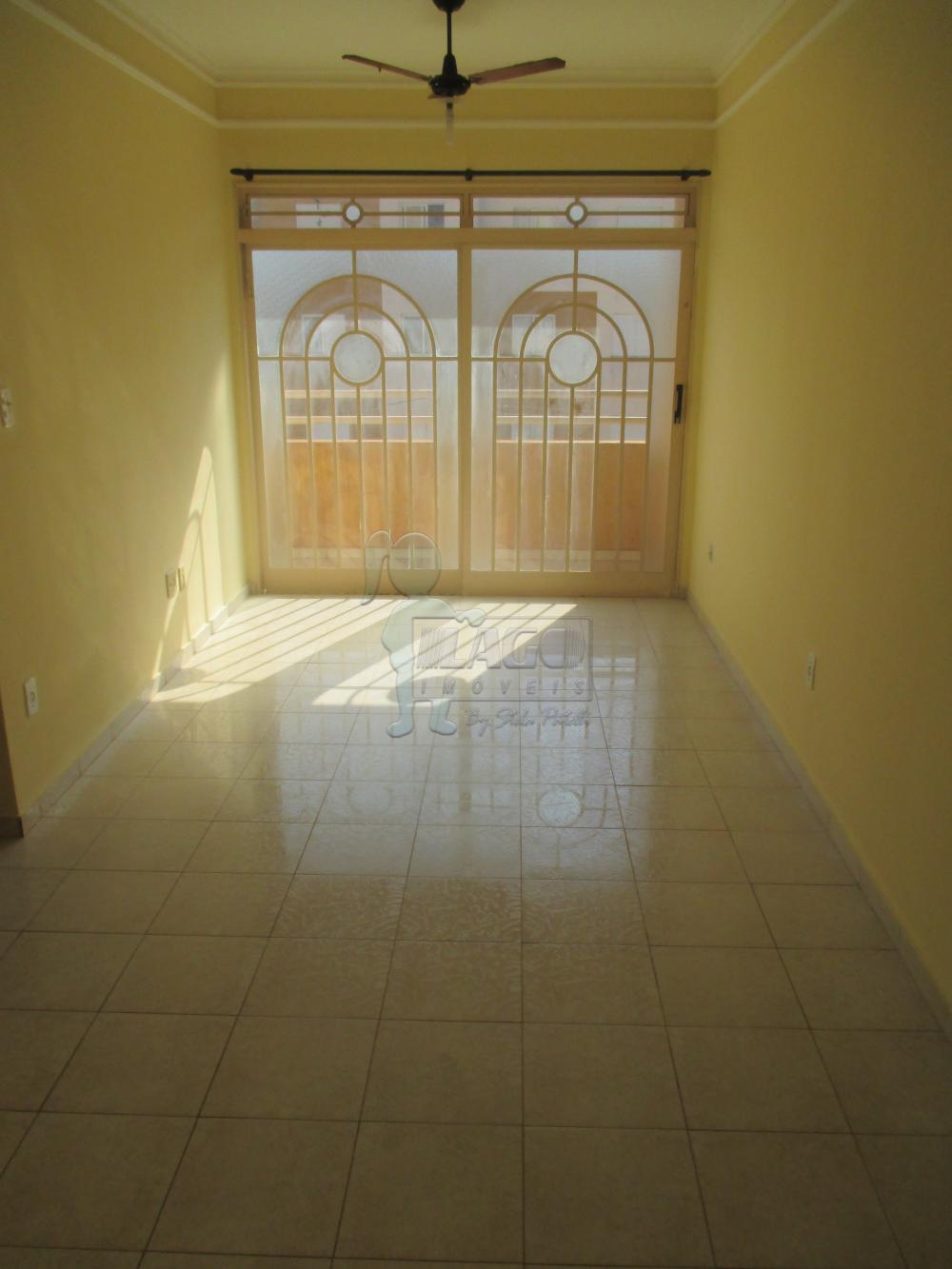 Alugar Apartamentos / Padrão em Ribeirão Preto R$ 1.100,00 - Foto 1