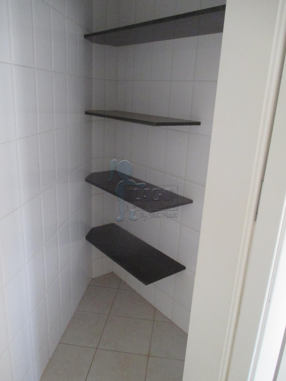 Alugar Apartamentos / Padrão em Ribeirão Preto R$ 2.000,00 - Foto 16