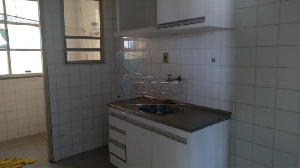 Alugar Apartamentos / Padrão em Ribeirão Preto R$ 650,00 - Foto 3