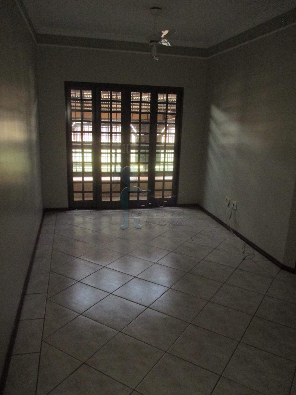 Alugar Apartamentos / Padrão em Ribeirão Preto R$ 1.700,00 - Foto 1