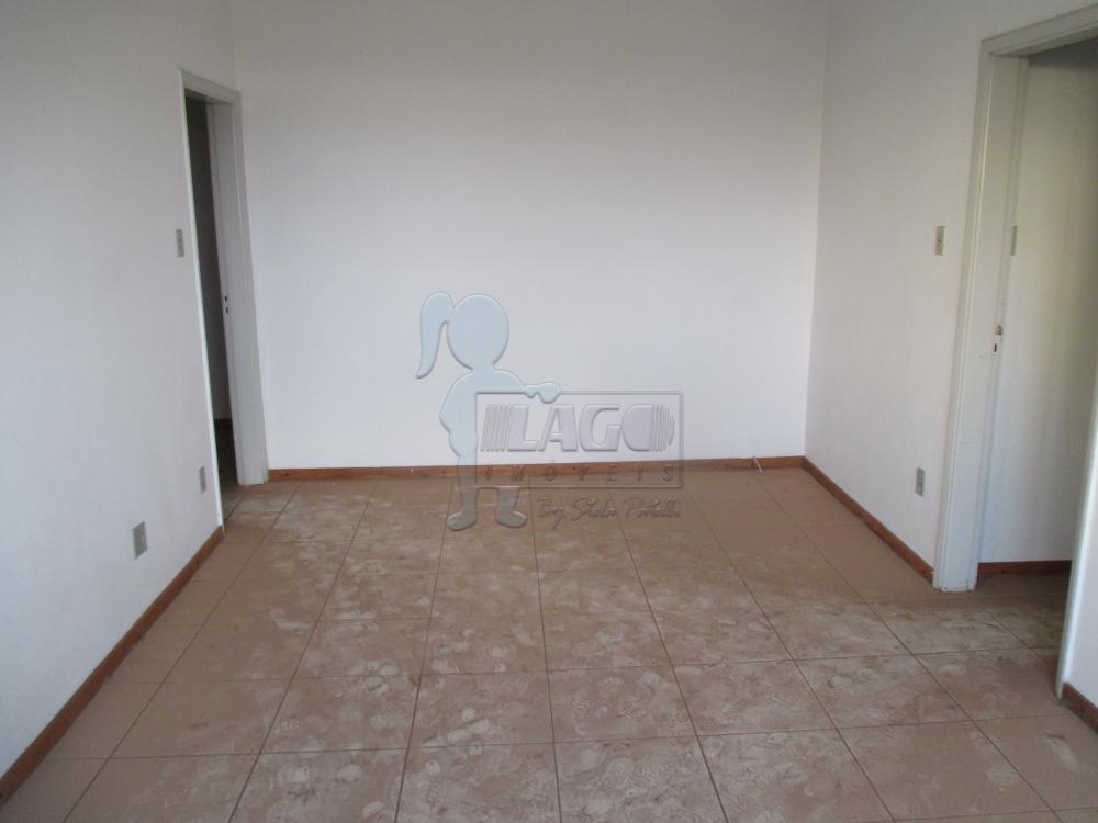 Alugar Apartamentos / Padrão em Ribeirão Preto R$ 850,00 - Foto 3