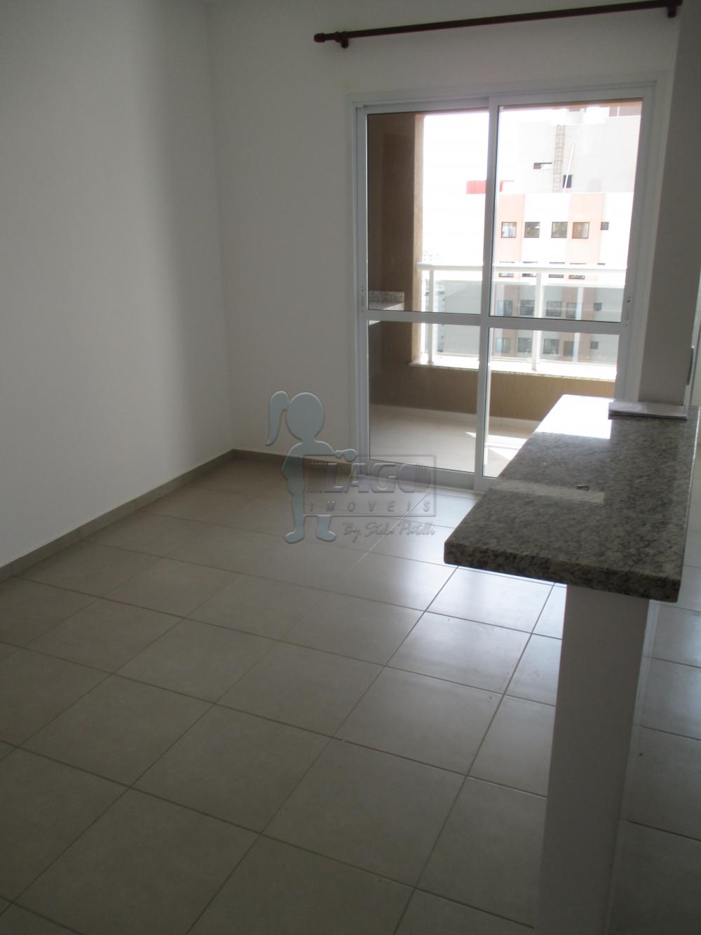 Alugar Apartamentos / Padrão em Ribeirão Preto R$ 1.200,00 - Foto 1