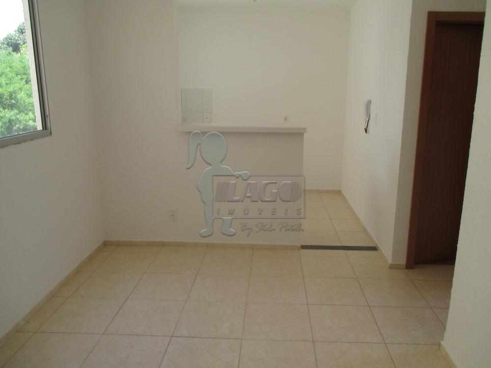 Alugar Apartamentos / Padrão em Ribeirão Preto R$ 900,00 - Foto 1