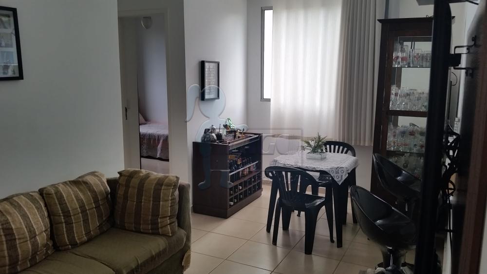 Comprar Apartamentos / Padrão em Ribeirão Preto R$ 220.000,00 - Foto 1