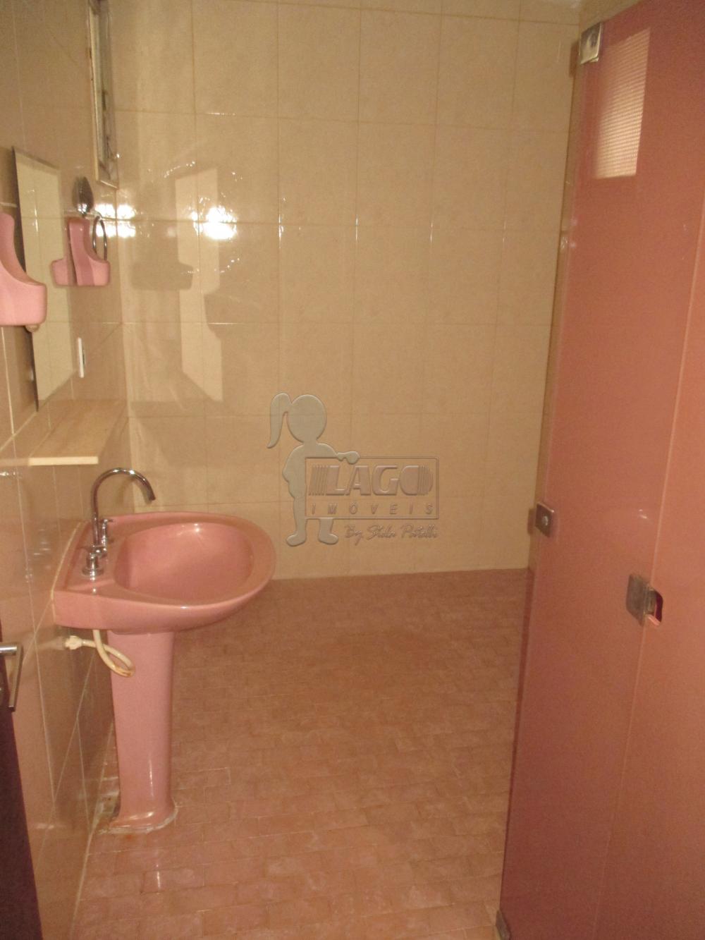 Alugar Apartamentos / Padrão em Ribeirão Preto R$ 800,00 - Foto 14