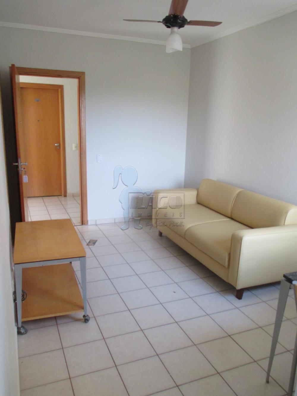 Alugar Apartamentos / Padrão em Ribeirão Preto R$ 900,00 - Foto 1