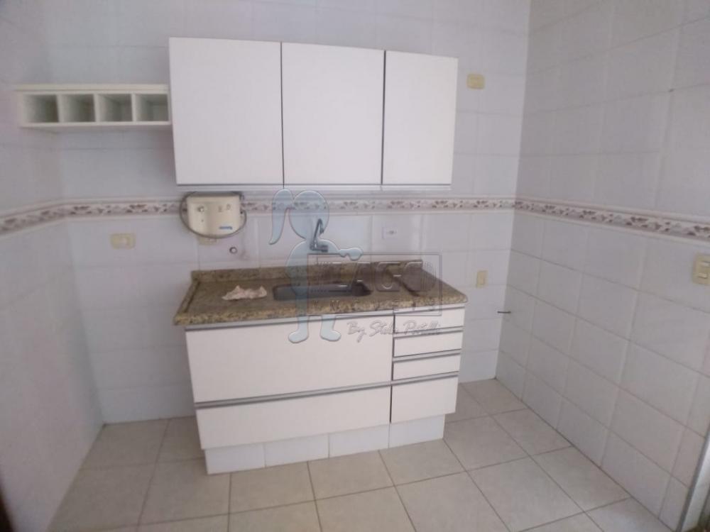 Alugar Casas / Condomínio em Ribeirão Preto R$ 1.800,00 - Foto 9