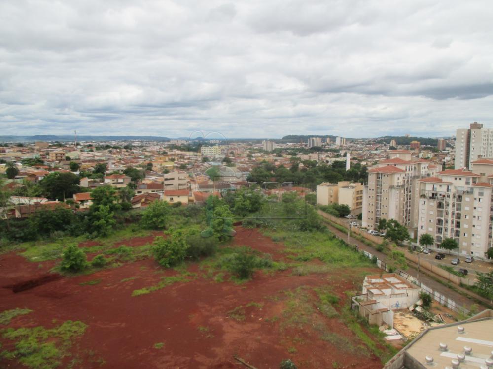 Alugar Apartamentos / Padrão em Ribeirão Preto R$ 500,00 - Foto 3